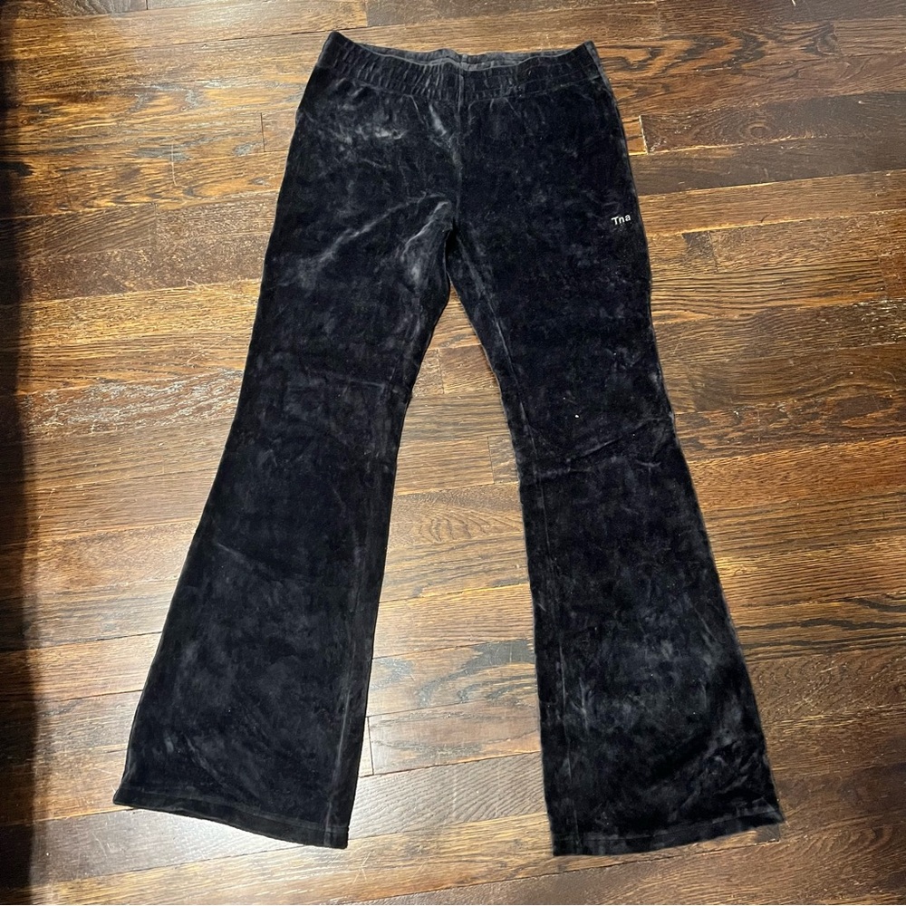 ARITZIA • TNA black velour flare sweatpants S - Picture 1 of 4